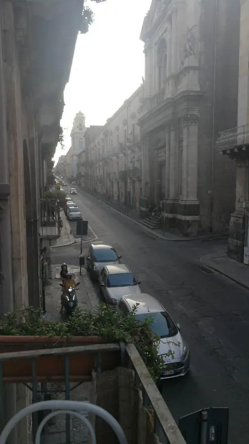 Appartamento In Centro Storico A Catania